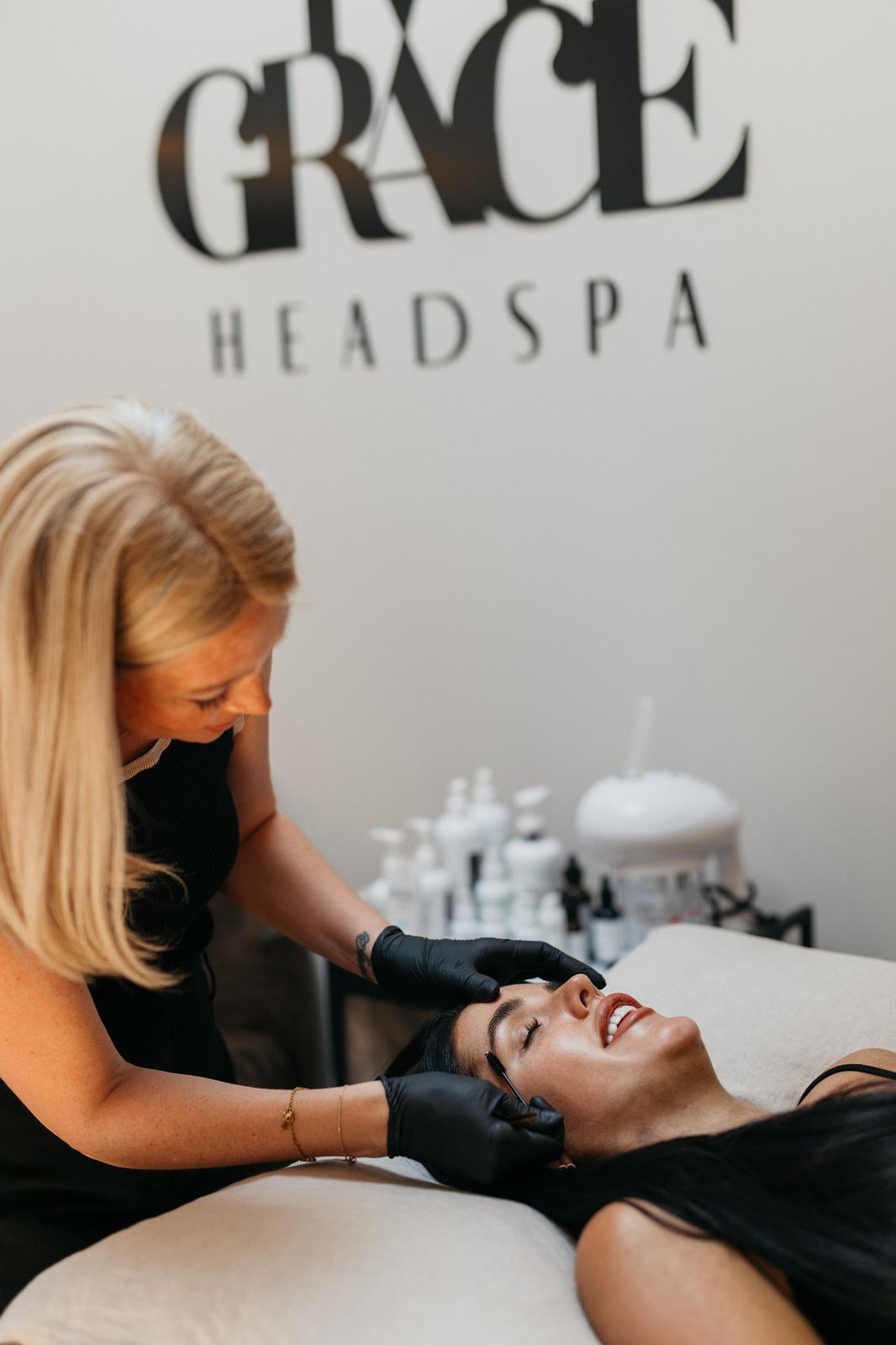 Facial therapy beauty treatment