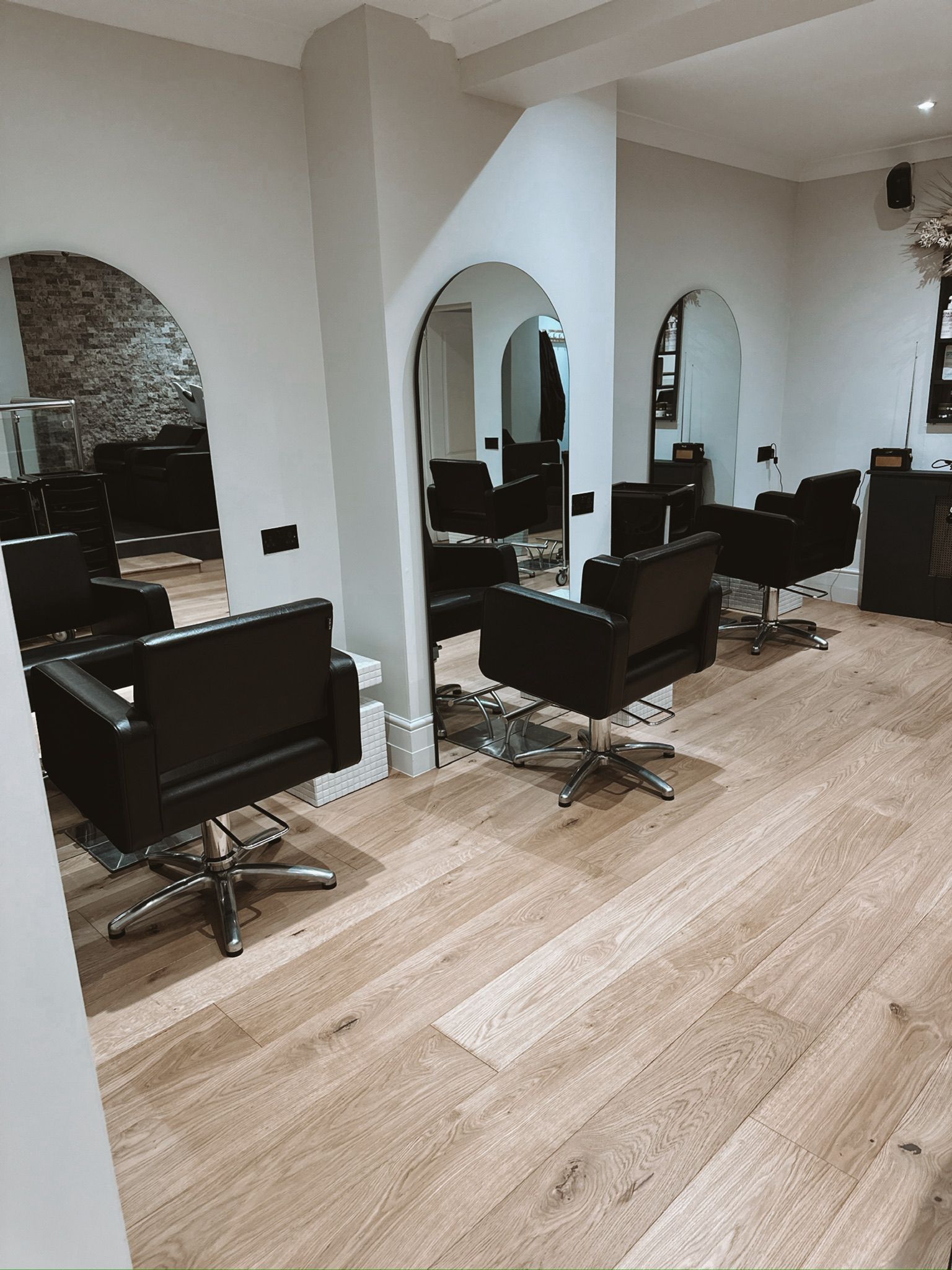 Ivy Grace salon mirrors and chairs